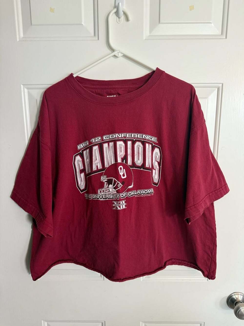 Knights Apparel Oklahoma University T Shirt Cropped Red Champions